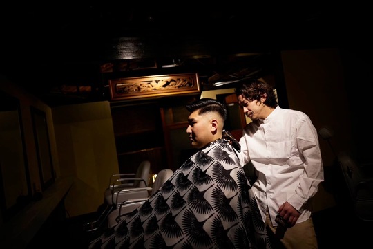 【福島】≪社会保険完備≫≪月給24万円〜≫男性に向けのリラクゼーションに特化したメンズサロン！理容室の常識を破り、新しい価値を生み出していきましょう！メンズサロン「barbershop KONG（バーバーショップコング）」からスタイリスト・アシスタント（理容師）の求人☆★