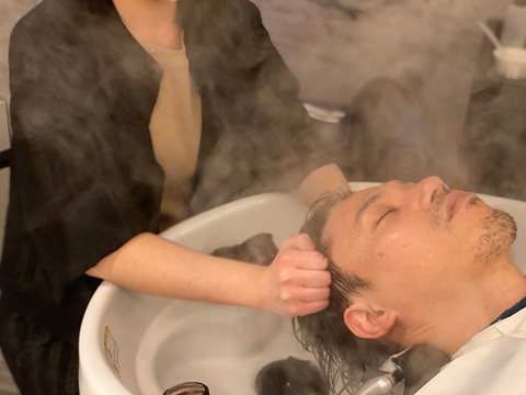 【福島駅】≪完全週休2日制・日曜日休み≫≪実働8時間≫≪社会保険完備≫≪時短社員やパート制度もあり≫≪全席個室・マンツーマン制≫カジュアルからビジネスまで幅広く対応するメンズサロン！「kamiken. homme（カミケンオム）」からスタイリスト（美容師）の求人☆★