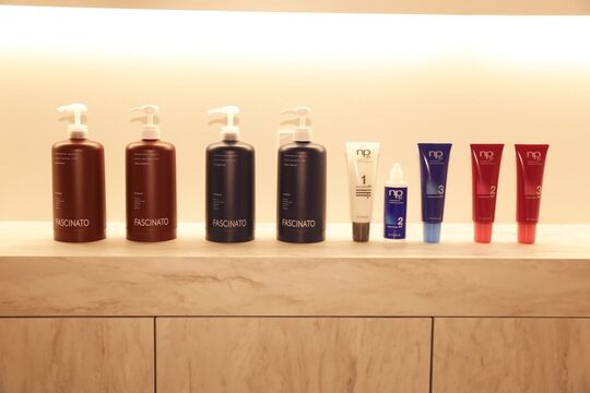 【中目黒駅】≪週休2日≫≪社会保険完備≫営業中レッスンOK！！スタッフ全員の意見を尊重しながらサロンを盛り上げていこう♪「beauty:beast 中目黒店（ビューティービーストナカメグロテン）」からスタイリスト（美容師）の求人☆★