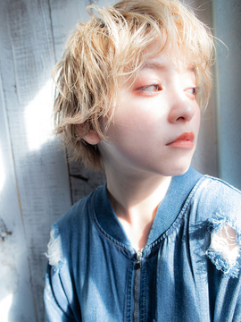 【津田沼】≪月給25万円スタート≫≪社会保険完備≫≪入客チャンスが多くしっかり稼げます≫これまでの経験を活かせる環境を用意！生涯現役で長く勤めてもらえます！ブランクがある方や、パートの勤務のママさんも多数活躍するお店です！「PLUS+ONE 津田沼店（プラスワンツヌマテン）」からスタイリスト（美容師）の求人★☆