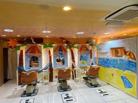 【北加賀屋】≪社会保険完備≫≪20時迄に退勤可能≫≪営業中レッスンOK≫チーム力が自慢のサロン！こだわりの薬剤を取り揃えているカウンセリング重視のオススメサロンです。「Clair（クレア）」からスタイリスト（美容師）の求人☆★