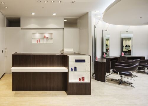 【恵比寿】＜完全週休2日制＞＜社会保険完備＞抜群の待遇を擁する全国に展開するTAYAグループ☆歴史ある会社で、抜群の集客があるので安心して続けてもらえます♪TAYA アトレ恵比寿店（タヤアトレエビステン）からスタイリスト（美容師）の求人☆★