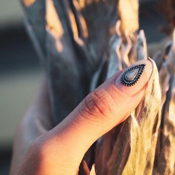 【四ツ橋】≪未経験OK！実働8時間！有給休暇あり≫SNSでも大人気サロン！トレンドネイルを取り入れたおしゃれでアットホームな可愛いサロン「The Next...kitahorie（ザネクスト…キタホリエ）」からネイリスト（ネイル）の求人☆☆