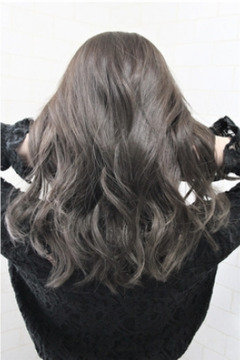 【池袋】≪営業中レッスン可能≫≪社会保険完備≫≪デザインカラーが得意なサロン≫爽やかな店内で居心地の良い空間です！デザインカラー、髪質改善でお客さまから支持されるサロン「Matina hair（マティーナヘアー）」からアシスタント（美容師）の求人☆★