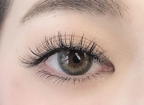 【JR和歌山駅前】≪土日祝休み月2回までOK≫≪髪色・ネイル自由≫≪営業中レッスンOK≫≪研修中もお給料発生≫≪ママさんの応募可能≫ヘアセットや着付けも行う、アイラッシュサロン！フラットラッシュ120本オフ込みで1時間半の枠があり、掛け持ち施術も無し！「seak（シーク）」からアイリスト（まつげエクステ・まつげパーマ・アイブロウ）の求人☆☆