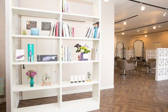 【磐田駅】◆着付けやメイクも学べる・まつ毛パーマも学べる・月8,9日休み・社会保険完備◆離職率の低さが働きやすさの証！美容師を軸に幅広いジャンルで活躍できるスタッフになれます！「and MORE（アンドモア）」からアシスタント（美容師）の求人☆★