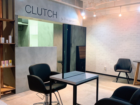 【新長田】≪新卒生・通信生・未経験OK≫≪完全週休2日制≫≪社会保険完備≫某有名雑誌へ掲載実績あり！勤務年数に応じて有給休暇付与！地域密着のアットホームサロン。カラーリストとしての勤務も可能「CLUTCH（クラッチ）」からアシスタント（美容師）の求人☆★☆