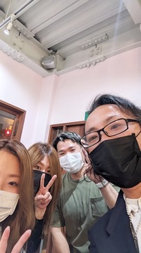 【三日市町】≪月給24.7万円＋歩合≫≪有給休暇あり≫≪社会保険完備≫お客様に寄り添って接客できる地域密着サロン！子育てしながら活躍するスタッフさんもいて、長く安心して美容師を続けられますよ！「Az hair LAPAIX（アズヘアーラペ）」からスタイリスト（美容師）の求人☆☆