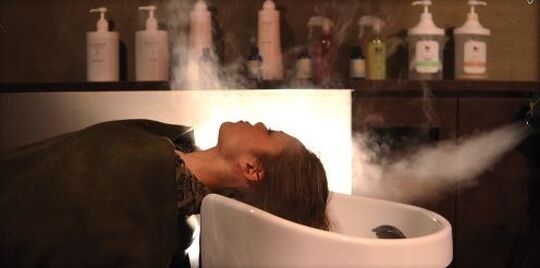 【板宿】≪月給26万円スタート≫≪有給休暇あり≫≪社会保険完備≫≪実働8時間≫≪18時半には完全退店！≫≪入客チャンス大≫新しく入社されたスタイリストの方にもどんどん入客してもらいます！ライフスタイルに合わせて正社員、委託を選択可能！「BASTI DORES（バスティードーレス）」からスタイリストの求人☆★