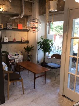 【藤崎】≪第3日曜日お休み≫≪最短2年でスタイリストデビュー≫こだわりの北欧風雑貨に囲まれた隠れ家サロン♪オーナースタイリストから直接技術を学べる環境！「valo Hair（ヴァロヘアー)」からスタイリスト（美容師）の求人☆★☆