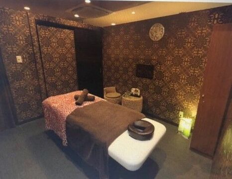 【茨木市駅】≪毎週日曜休み≫社会保険完備！「痩身」で数多くの実績をもつ、本格インドエステ・アユールヴェーダ専門サロン♪”HATTI 茨木店（ハッティイバラキテン）”からエステティシャンの求人★★