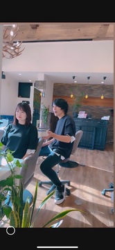 【西鉄柳川駅】≪日曜定休あり・月8日休み・賞与は年3回支給・社会保険完備・実働8時間・ヘアスタイルは自由≫プライベートとお仕事を両立したい方は必見！お客様と長くお付き合いすることができるトータルビューティーサロン「DD form 柳川（ディーディーフォルムヤナガワ）」からスタイリスト（美容師）の求人☆☆