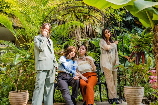 【大阪梅田】≪正社員・業務委託選択OK≫≪月9日休み&有給休暇あり≫≪社会保険完備≫≪高単価≫抜群の待遇のあるブランドサロン！デザインカラーも髪質改善も人気です！「Lee 梅田店（リーウメダテン）」からスタイリスト（美容師）の求人★☆