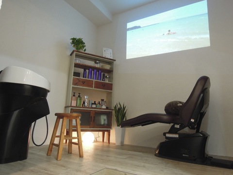 【住吉】◆1店舗なのでヘルプなし・月8～10日のお休み・社会保険完備・月1回日曜日が公休・毎月3連休あり・残業なし・基本マンツーマン接客◆ノルマを設けずスタッフが一つのチームとなってお客様の美をサポート！！長くお仕事できる環境が揃ってます！ノルマなし・残業なし・自由に働ける小規模サロン「fio hair design（フィオヘアーデザイン）」からスタイリスト（美容師）の求人☆★