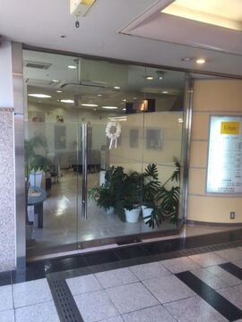 【千船】《月給25万円スタート♪》スタイリストのみのサロンなのでレッスンなし！退社時間も早くプライベートも充実★ゆっくりお客様に関わっていくことが出来ますよ◇地域密着型の少人数サロン“Louis 美容室（ルイ ビヨウシツ）”からスタイリスト（美容師）の求人☆★☆