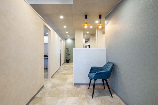 【中野坂上】≪最低保障給あり≫≪実働8時間制≫≪土日祝休みOK≫時短社員の方の相談もOK！マンツーマンで入客できる個室サロン！初月から安定して稼げます！「Lico salon（リコサロン）」からスタイリスト（美容師）の求人☆☆