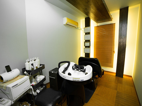 【寝屋川公園】自主性重視の環境で、一緒にお店を作っていきませんか？レッスンが無い日は18時頃に退勤可能。とても気さくなスタッフさんが多いサロンです！「Hair Stadium BOB 寝屋川公園店 （ヘアースタジアムボブネヤガワコウエンテン）からアシスタント（美容師）の求人☆★