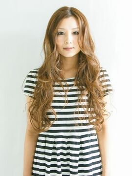 【醍醐】京都・滋賀に展開する地域郊外型の人気ヘアサロン！！≪月7日休み・産休制度など待遇面≫≪パートも募集≫スタッフ同士のチームワークが良く、お互いをサポートし成長出来る環境！！撮影やコンテストなどにも取り組む活気のある会社「倶楽部HAIR’S 醍醐本店（クラブヘアーズダイゴホンテン）」からスタイリスト（美容師）の求人☆★