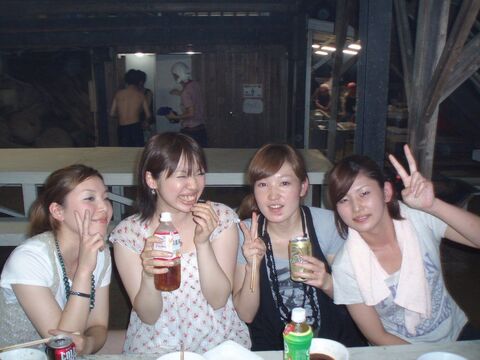 【大名】≪月休8日≫≪月給17.1万円スタート≫≪社会保険完備≫オーナーさん自身がフランスで勤務経験あり！！高いレベルの技術・接客を学べ、自信をもったスタイリストを目指せる高単価ヘアサロン「La beaute YASUMORI（ラボーテヤスモリ）」からアシスタント（美容師）の求人☆☆