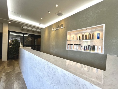 【神宮東】≪社会保険完備・営業時間19時迄・入客チャンスあり・高収入を目指せる≫エリアでトップクラスの集客力！！トレンドを意識したハイセンスな技術がお洒落に敏感な世代中心に大人気なヘアサロン「hair design CLANE. （ヘアデザインクラネ）」からスタイリスト（美容師）の求人★☆