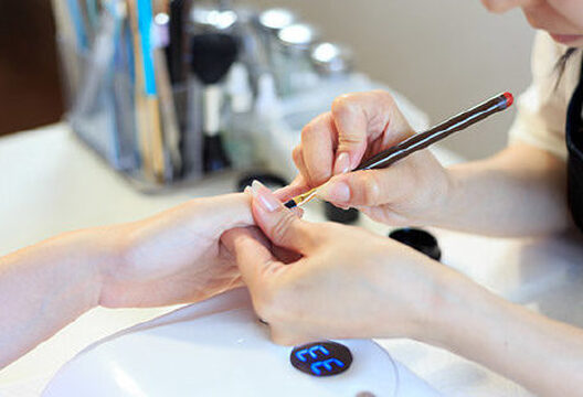 【心斎橋】ネイリスト経験者の募集！≪月8日休み&有給休暇あり≫≪社会保険完備≫ヘアサロンに併設！ワンホン・韓国デザイン・y2kネイルなど幅広いデザインに対応する人気ネイルサロン！「moca 心斎橋店（モカシンサイバシテン）」からネイリスト（ネイル）の求人★☆