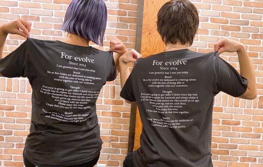 【武庫之荘】≪社会保険完備・年3回大型連休アリ≫入客チャンスも多くしっかり稼げる環境を用意しています！福利厚生が抜群の「For evolve（フォーイボルブ）」からスタイリスト（美容師）の求人☆★☆