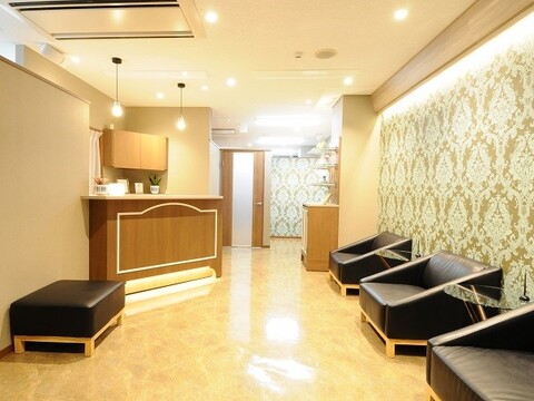 【元町】≪社会保険完備≫≪産休育休取得実績あり≫≪家賃補助あり≫実働8時間・土日休みの取得OKなど働きやすい環境です！フェイシャル・痩身に特化したエステサロン「ESTHE STATION 三宮店（エステステーションサンノミヤテン）」からエステティシャンの求人☆★