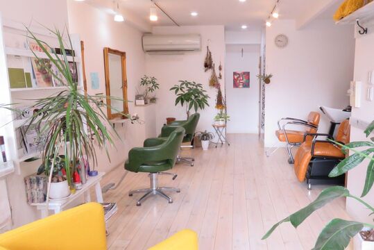 【谷町六丁目】美容師としてのやりがいを感じたい方に☆完全マンツーマンで一人ひとりのお客様とじっくり関われます!!勤務時間の相談もOK☆Alizeti（アリゼティ）からスタイリスト（美容師）の求人☆★☆