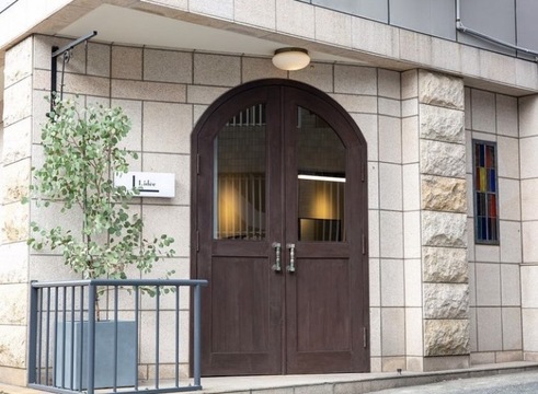 【元町】未経験・新卒生も大歓迎！≪社会保険完備≫≪完全週休2日≫≪実働8時間≫全体レッスンなど先輩スタイリストから指導して頂ける環境あり！外部講習費のサポートなど意欲的な方にオススメのサロン「Lidee（リディー）」からアシスタント（美容師）の求人☆★