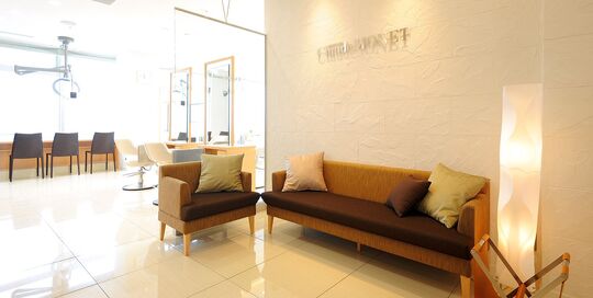 【池袋】◆完全週休2日制・産休育休制度あり・着付けも学べる・社会保険完備◆あなたの興味があることに挑戦可能、外部活動も盛んで、楽しい美容師ライフを送れます！安心してキャリアアップが可能な「Claude MONET 池袋店（クロードモネイケブクロテン）」からスタイリスト（美容師）の求人☆★