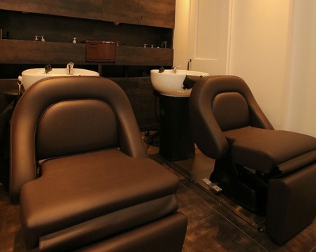 【国分寺駅】≪土日祝休みOK≫≪実働8時間≫理想のライフワークバランスが実現できる人気サロン！メリハリをつけて働くことができます！「PLATANUS 国分寺南口店（プラタナスコクブンジミナミグチテン ）」からスタイリスト（美容師）の求人☆★