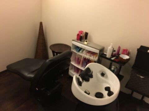 【三苫】≪有給休暇あり≫≪誕生日休暇あり≫丁寧な接客でリピーター多数！！平均退勤時間も早いのでプライベートも大切にする事が出来るヘアサロン「igrek（イグレック）」からアシスタント（美容師）の求人☆★