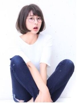 【垂水】≪社会保険完備≫≪週休2日≫スタイリスト平均給与30万円以上！人間力、技術力、今よりもっとよくしたい！そんな方を待ってます！地域随一の人気サロン「du:c（デューク）」からスタイリスト（美容師）の求人★☆