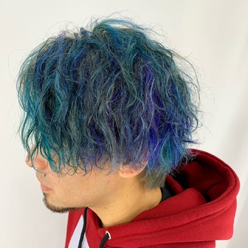 【横浜駅】≪年間休日120日・デザインカラーがウリ・客層20代メイン≫スタッフがしっかり休むことで、お客様とよりしっかり向き合えます！整えられた環境で安心して働けるサロン「SEED by shamrock（シードバイシャムロック）」からスタイリスト（美容師）の求人☆★☆