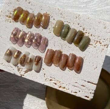 【泉佐野】≪社会保険完備≫≪休憩1時間保障≫≪20時までに退勤OK≫≪土日休み相談可能≫スタッフが個性を活かして活躍できるサロン！デザインや商材の規定はなく、トレンドや自分が興味のあるものを取り入れることができます！充実した福利厚生も長く続けられるポイント！「Luce（ルーチェ）」からネイリスト（ネイル）の求人☆☆