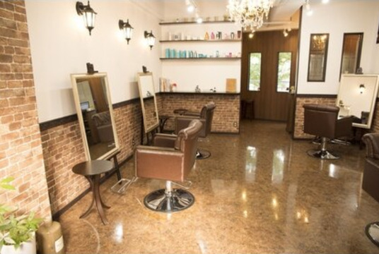 【青葉台】≪月給高水準！≫≪産休育休実績あり≫≪客単価10000円以上！≫≪社会保険完備≫自分に合った働き方でプライベートも充実させられる！「salon de merci（サロンドメルシー）」からスタイリスト（美容師）の求人☆★