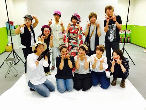【難波】あなたのライフスタイルに合わせて、業務委託と正社員を選べます★これからサロンを盛り上げてくださる方をお待ちしています！LINK LINK 難波店（リンクリンクナンバテン）からスタイリスト（美容師）の求人☆★