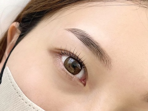 【志紀】≪実働8時間≫≪月22日～相談OK≫≪髪色ネイル自由＆私服勤務≫≪20時までに退勤OK≫技術も接客もハイクオリティ！幅広い年齢層のお客様に通っていただけるアットホームサロン「eyelash salon EMINAL（アイラッシュサロンエミナル）」からアイリスト（まつげエクステ・まつげパーマ） の求人★☆