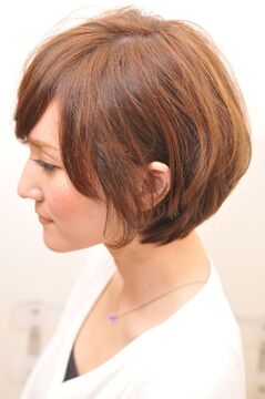 【阪急高槻市駅】■社会保険完備■営業時間内レッスンOK■月給18万円スタート■オーナーさんとスタッフさんの距離が近く、なんでも相談しやすい環境です。小規模ならではの良さがたっぷり詰まったサロン「cocoretto（ココレット）」からアシスタント（美容師）の求人☆☆