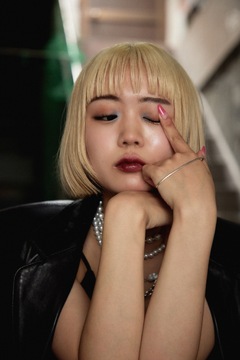 【西田辺】≪社会保険完備＆月8日休み≫中途採用でアシスタントとして入社し、今ではスタイリストとして活躍しているスタッフも多く在籍しています！努力次第で、早期デビューも可能！サロンと共に成長していきたい方、大歓迎！！「音色／merge（ネイロバイマージ）」からアシスタント（美容師）の求人☆★