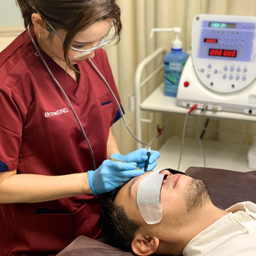 【恵比寿】≪個人売上インセンティブあり≫≪夏季連休あり≫≪未経験OK≫理想の眉毛をキープすることができる美容電気脱毛専門店！予約の取れない超人気店です！高い技術を学びたいという向上心の高い方大歓迎！「BrowEND 恵比寿（ブロウエンドエビス）」からエステティシャンの求人☆☆