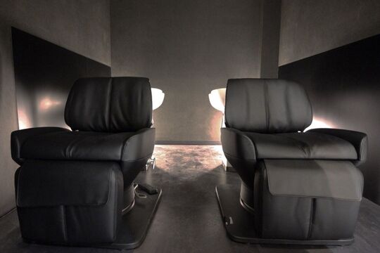 【春日野道】≪完全週休2日制!!日曜定休≫≪遅くとも19時半には退勤可能≫≪社会保険完備≫≪デビューまで最短2年◎≫メリハリを付けながら学んでいける環境が◎地域密着型アットホームサロン「Akatsuki Hair ＆ Beauty（アカツキヘアーアンドビューティー）」からアシスタント（美容師）の求人☆★☆