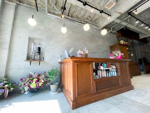 【栄】◆完全週休2日制・社会保険完備◆業界を牽引するトレンド発信サロン！複数のキャリアアッププランを用意しており将来性◎！あなたの夢を叶える「Lond robin  栄（ロンドロビンサカエ）」からスタイリスト（美容師）の求人☆★