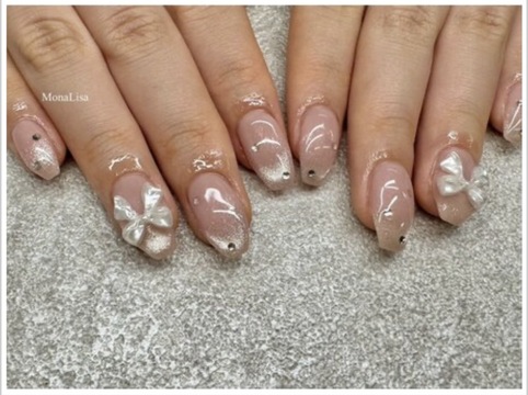 【三宮】≪最低保証給あり≫≪土日休みの取得可能≫≪独立支援制度あり≫8時間フルタイム・週5日勤務ができる方は月給22万円保証！自由出勤のためプライベートとの両立も叶います！「MonaLisa 三宮店（モナリザサンノミヤテン）」からネイリスト（ネイル）の求人★☆