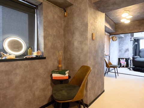 【行徳】≪経験者大歓迎≫≪土日休みOK≫≪社会保険完備≫≪アニバーサリー休暇あり≫風通しの良さ100点！オシャレ自由です！新規のお客様も多いサロン！「Carat行徳店（カラットギョウトクテン）」からアイリスト（まつげエクステ・まつげパーマ・アイブロウ）の求人☆☆