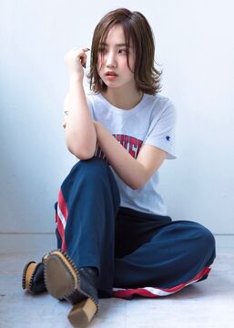 【江坂】≪薬剤が豊富で仕事がしやすい≫≪指名50%〜・フリー40%還元≫≪正社員登用制度あり≫1,2週ごとにシフトを決められるので予定が決めやすい！新しい商品も積極的に導入して、働きやすい職場を用意してくれる「ROWEN esaka（ローエンエサカ）」からスタイリスト（美容師）の求人☆★