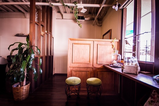 【JR八尾駅】≪入社6ヶ月間は月給27万5000円保障≫≪社会保険完備＆完全週休2日制≫≪講習費用負担有≫これからもスタッフが働きやすい環境作りに努めていきます！徹底したカウンセリングでお客様からの口コミ評価も◎「meets（ミーツ）」からスタイリスト（美容師）の求人☆★