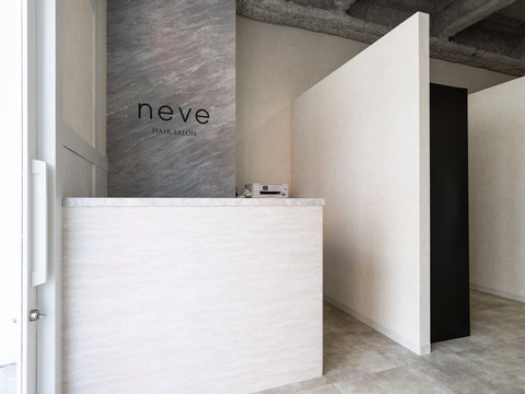 【和泉府中】≪技術売上65％の高還元！≫≪自由出勤制≫≪土日休みOK≫≪男女ともに応募歓迎≫≪ママさんの応募歓迎≫半個室のため、プライベートな空間で入客が可能！自分の得意なメニューを取り入れることができるサロン！「neve HAIR SALON（ネーヴェヘアーサロン）」からスタイリスト（美容師）の求人★☆