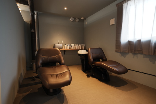 【中山寺】≪完全週休2日≫≪平均17時15分退勤≫≪ママさん歓迎≫正社員・パートから選べる！落ち着いた大人女性をターゲットにした髪質改善サロン「mizuho（ミズホ）」からスタイリスト（美容師）の求人☆★