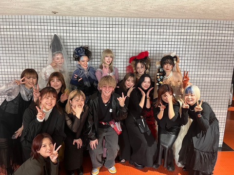 【京都駅】≪完全週休2日制≫≪社会保険完備≫≪リフレッシュ休暇あり≫≪産休制度あり≫着付けやメイクも学べる！一生美容師をし続けられる環境あり☆幅広い年齢層の方に支持される人気サロン！Jour 京都店（ジュールキョウトテン）からアシスタント（美容師）の求人☆★☆